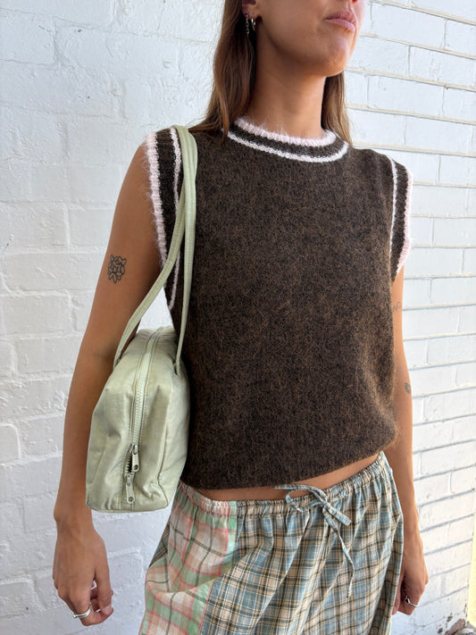 Lenni Fuzzy Vest - Chocolate