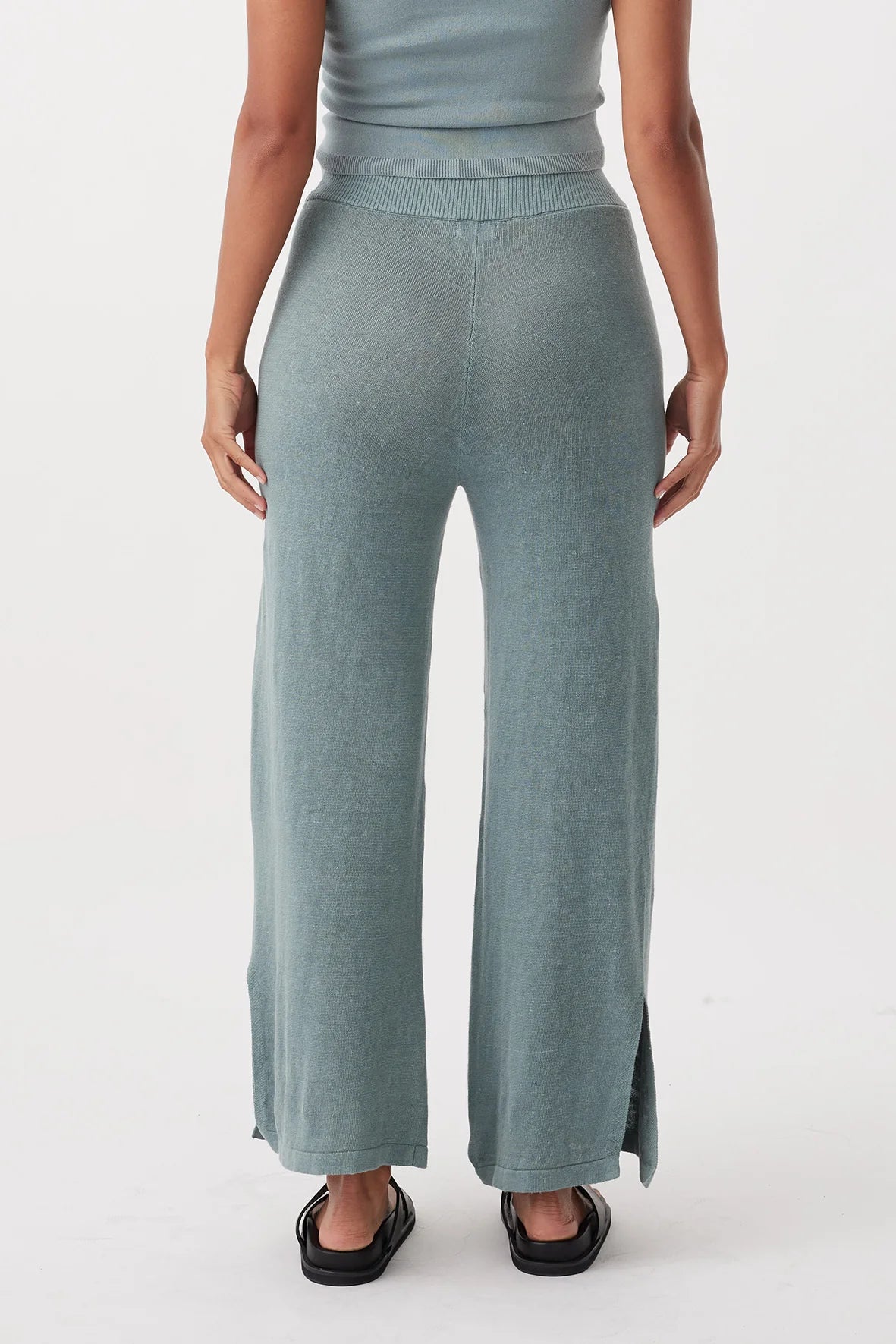 Brie Pant - Storm