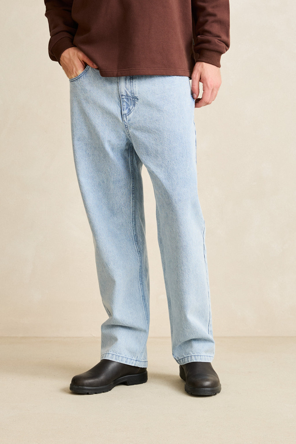Relaxed Heavywash Jean - Light Blue