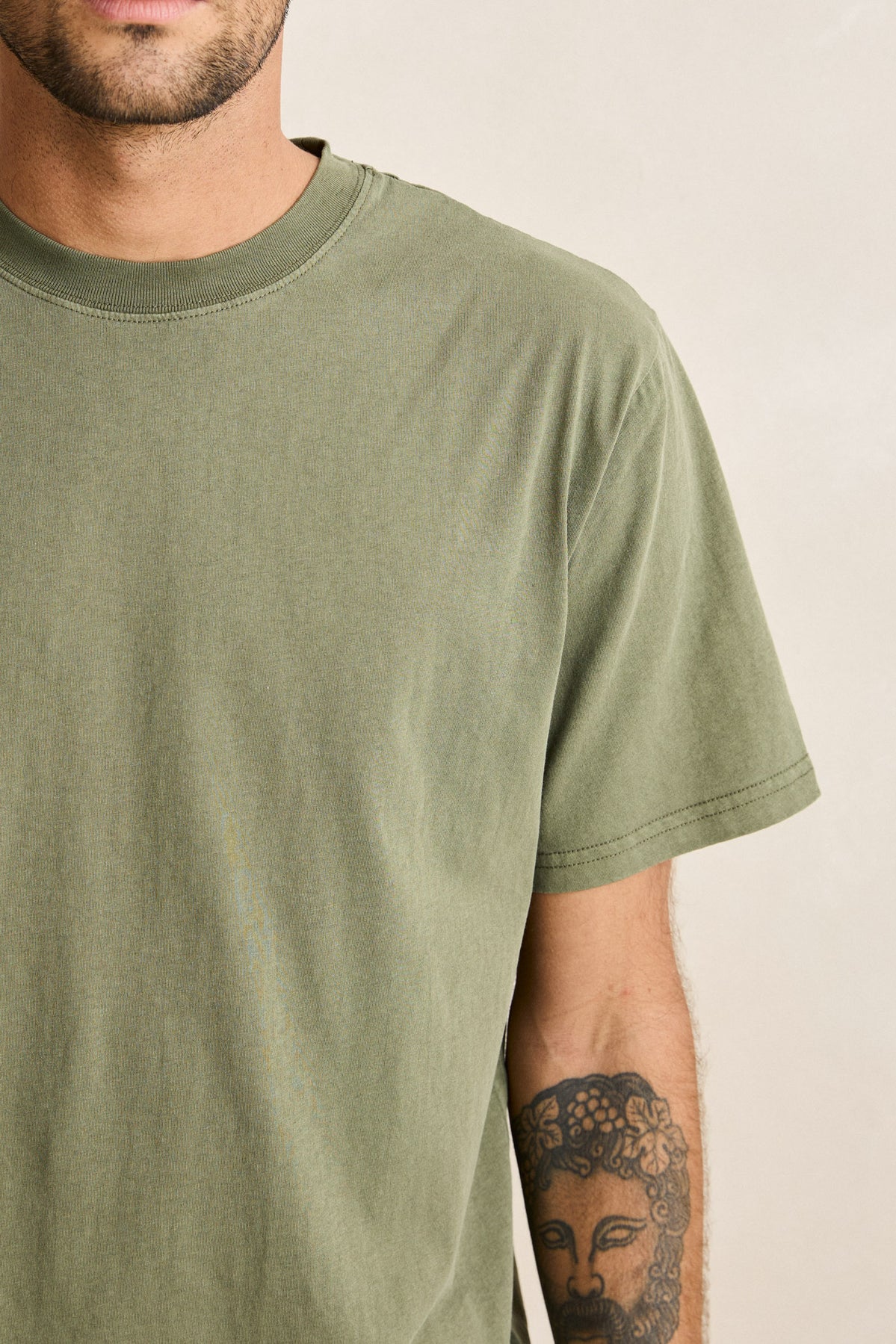 Classic Vintage Tee - Olive