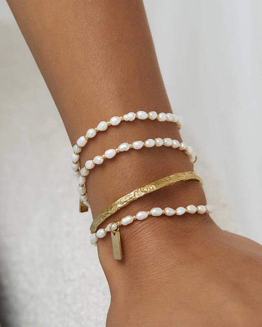 Amber Pearl & Gold Bracelet