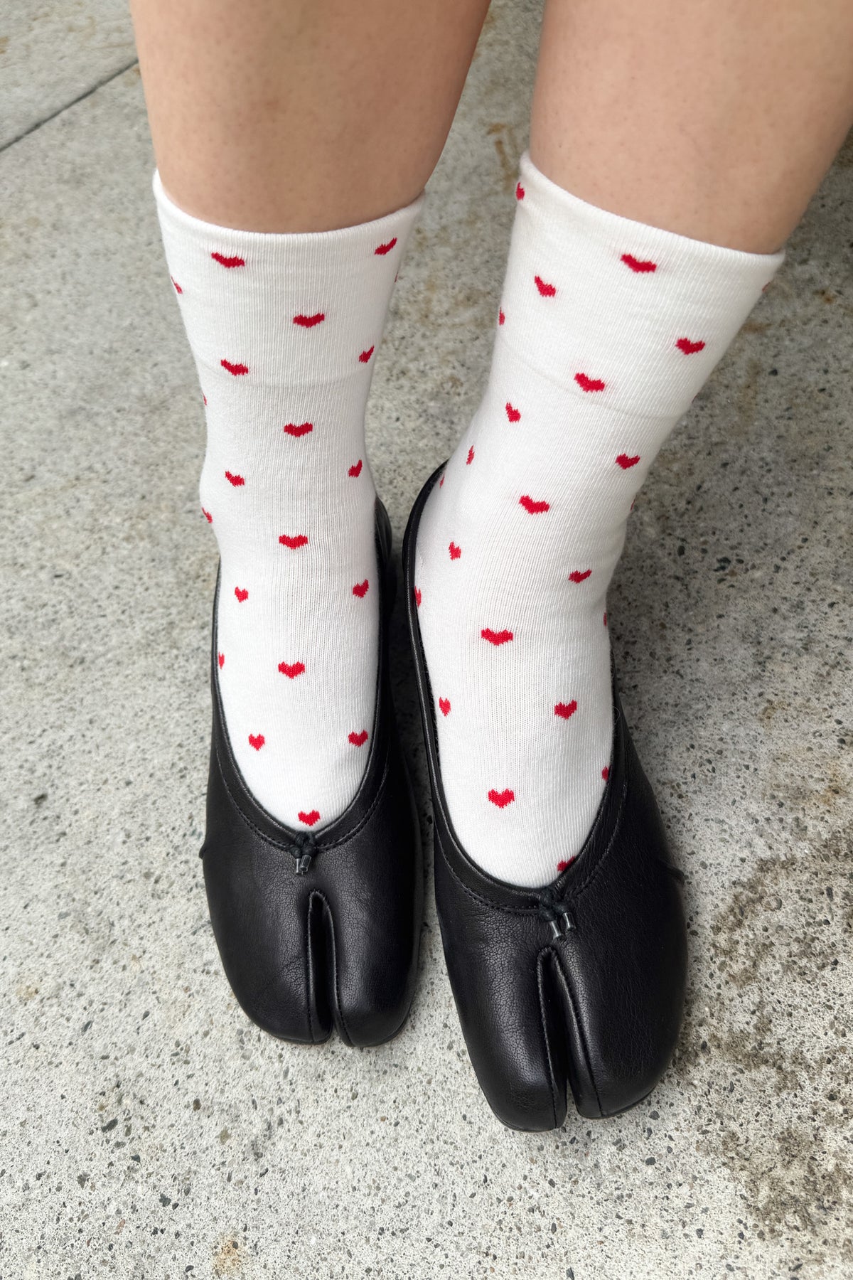Heart Sneaker Socks - White / Red