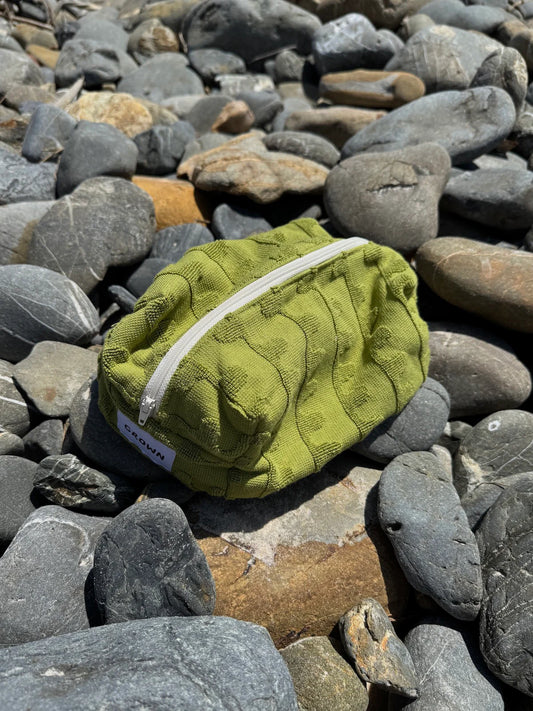 Terry Towelling Flow Pouch - Leaf