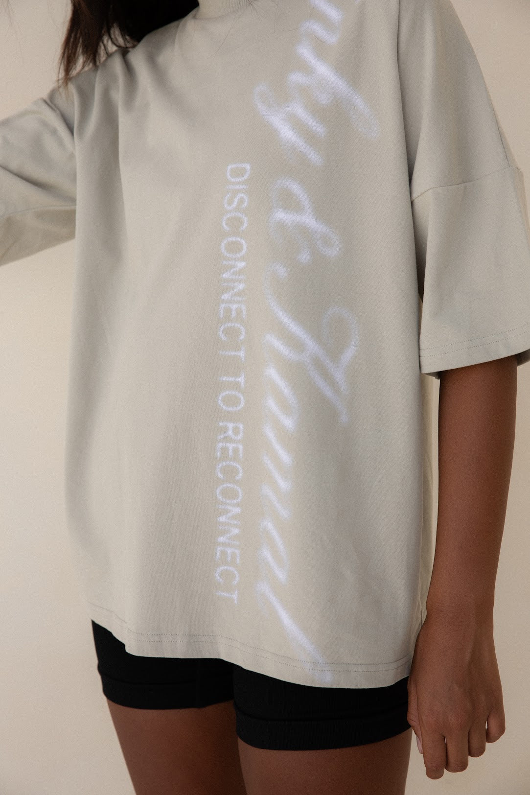 Vertical Tee - Disconnect to reconnect - Light Grey