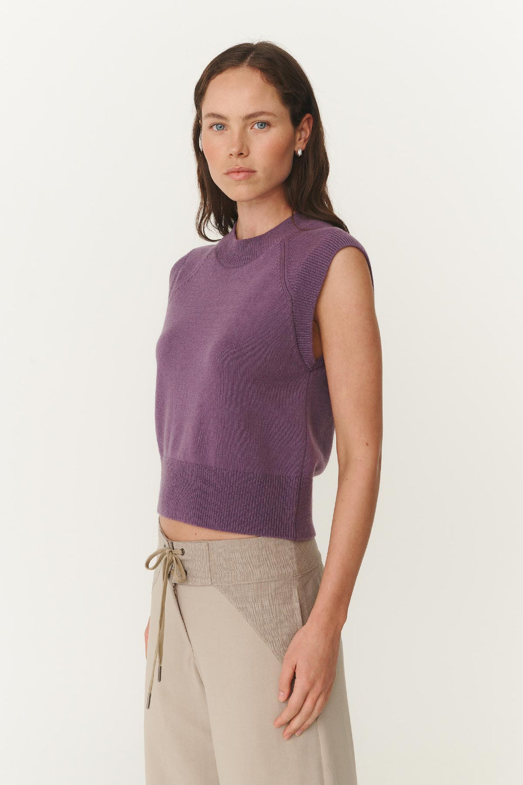 Quinn Merino Knit Vest - Grape