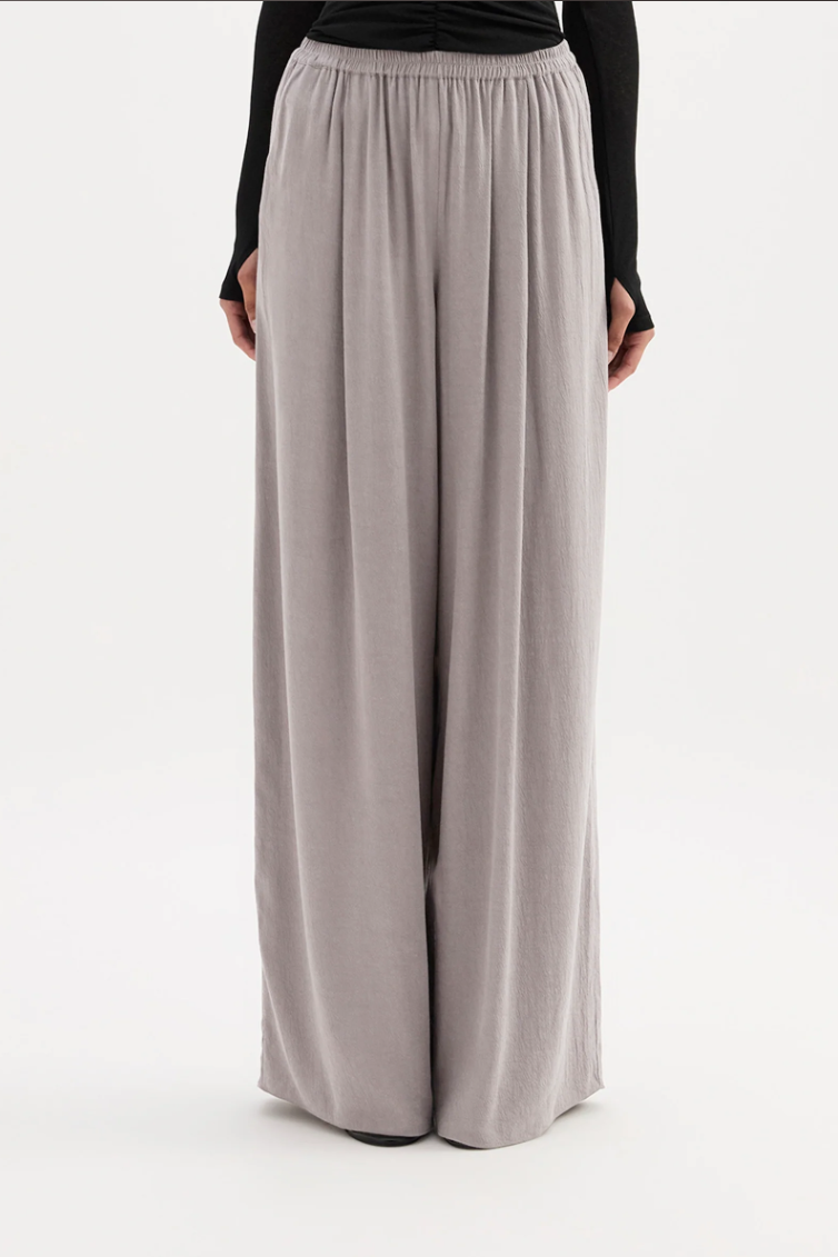 Anthea Pant - Moonstone