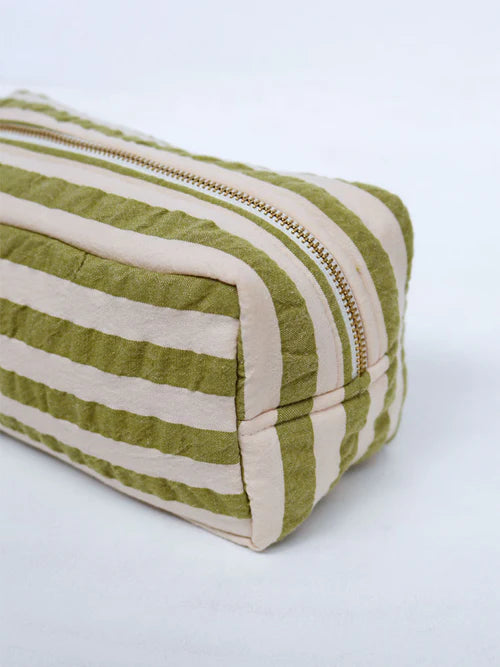 Pistachio Seersucker Stripe Dopp Kit