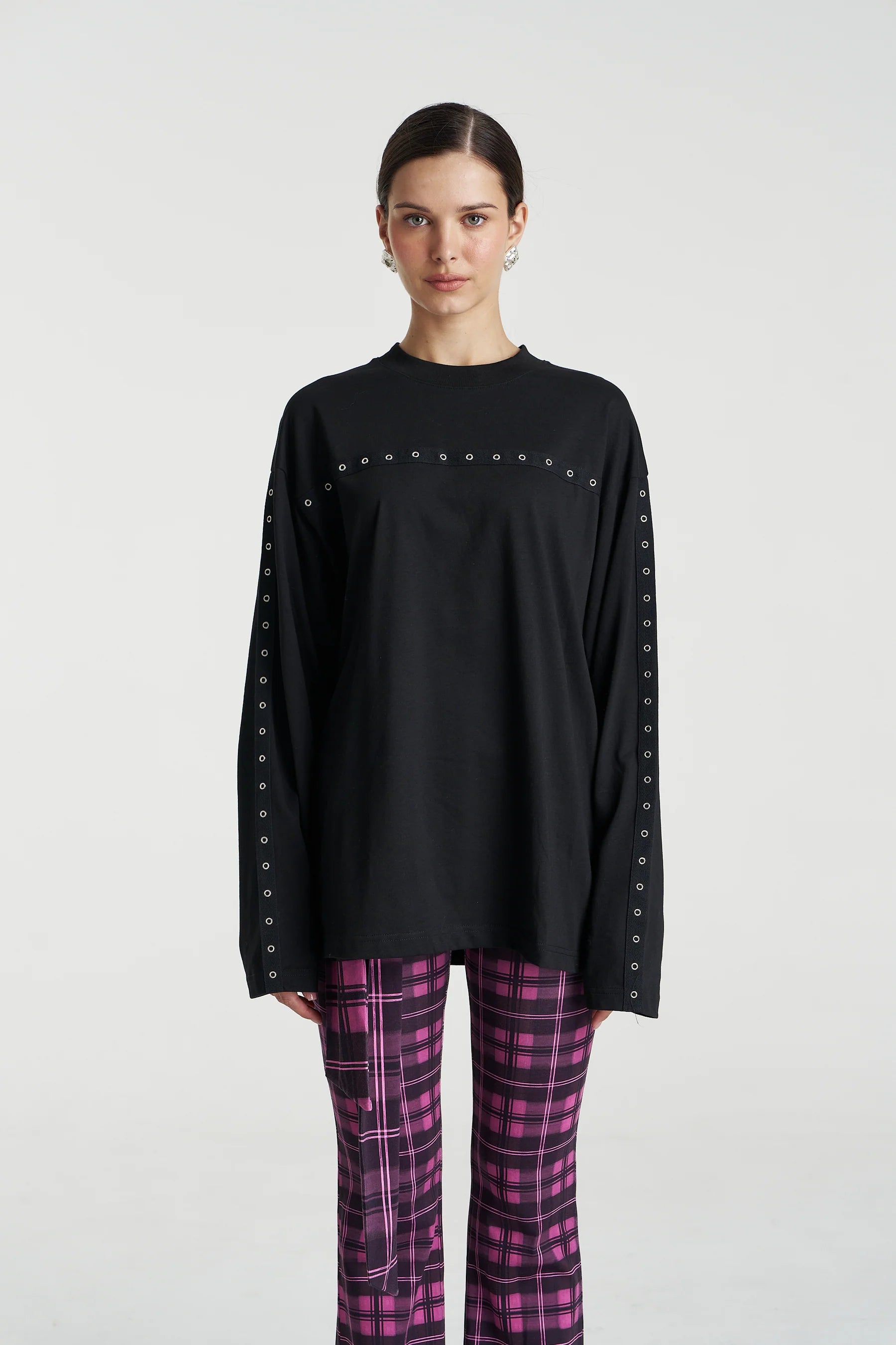Eyelet LS Top - Black