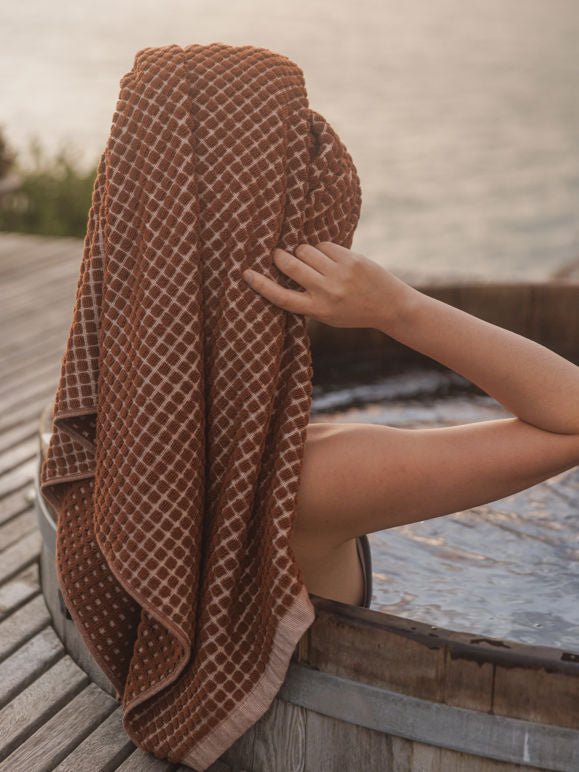 Nero Cotton Bath Towel- Paprika/Cream